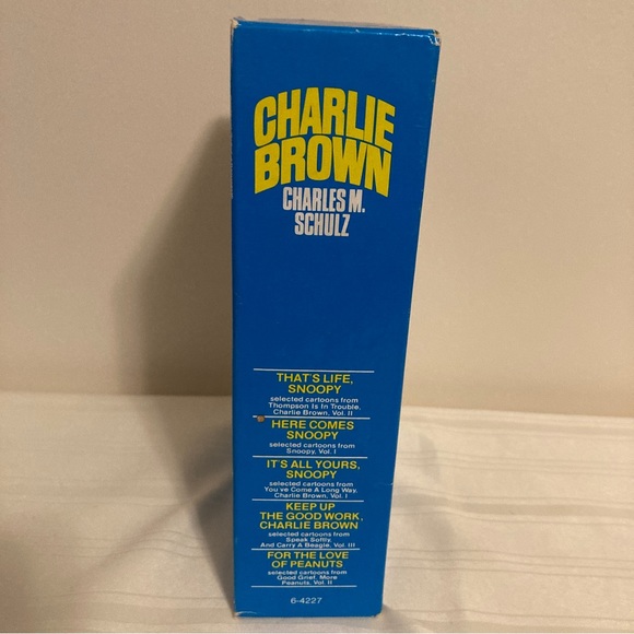 Vintage Charlie Brown Set of 5 Softcover Books in Slip Case by Charles M. Schulz - Picture 4 of 13